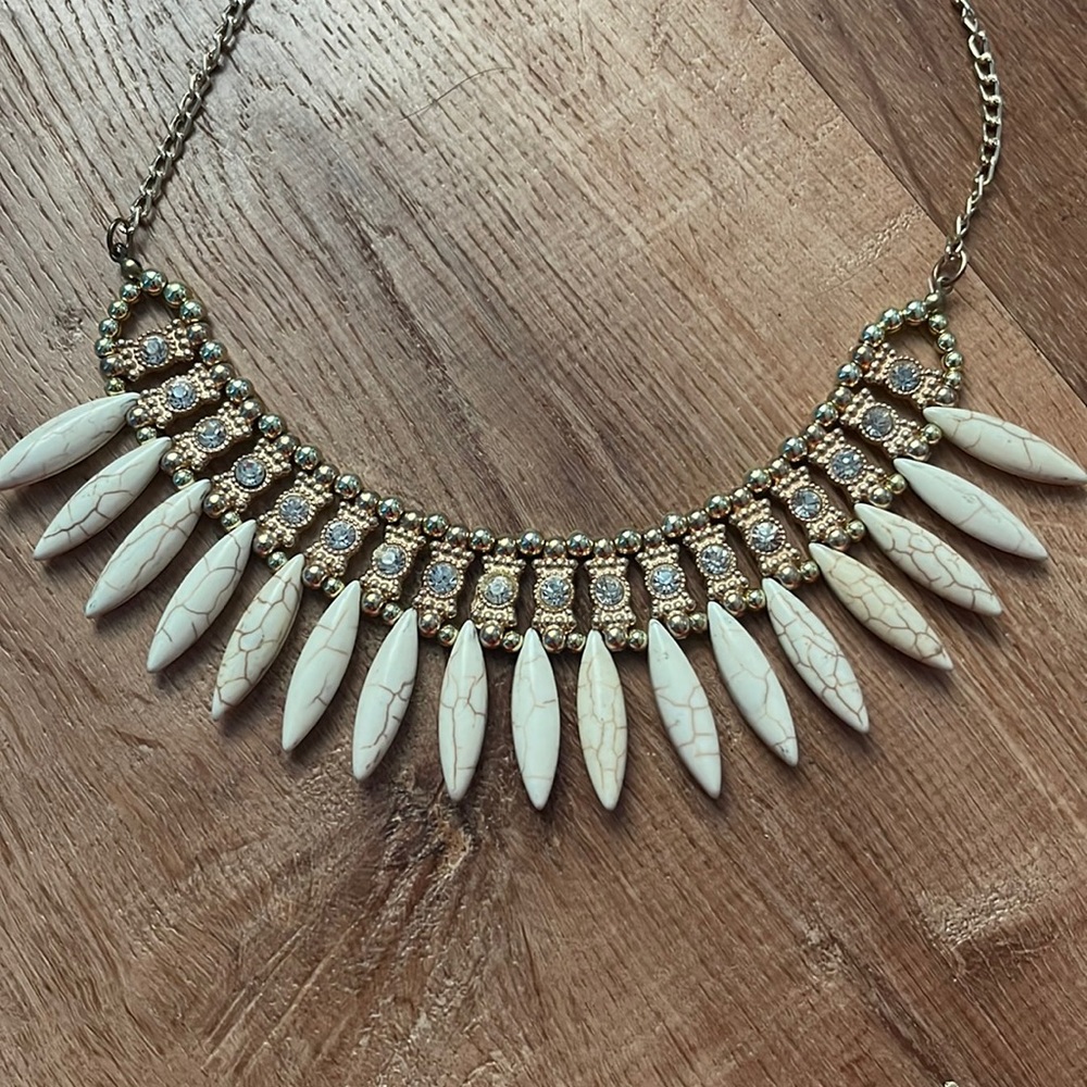 🌎 Sale bundle 3 for 30$ 🌍 gorgeous statement necklace